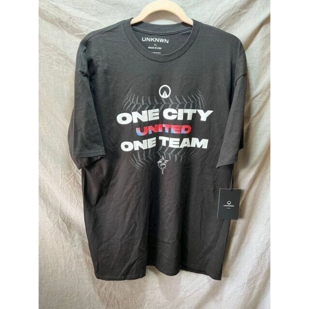 Rare Miami Marlins Unknwn Shirt Adult Extra Large Black Short Sleeve‎ Tee Mens.